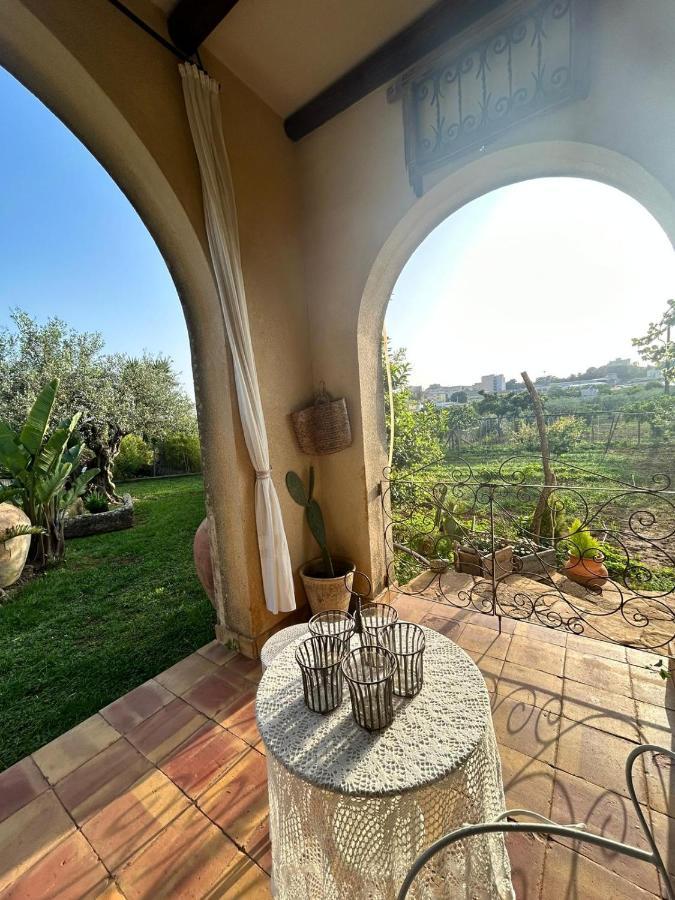 Bed and Breakfast La Finestra Sul Limone Castelvetrano Exterior foto